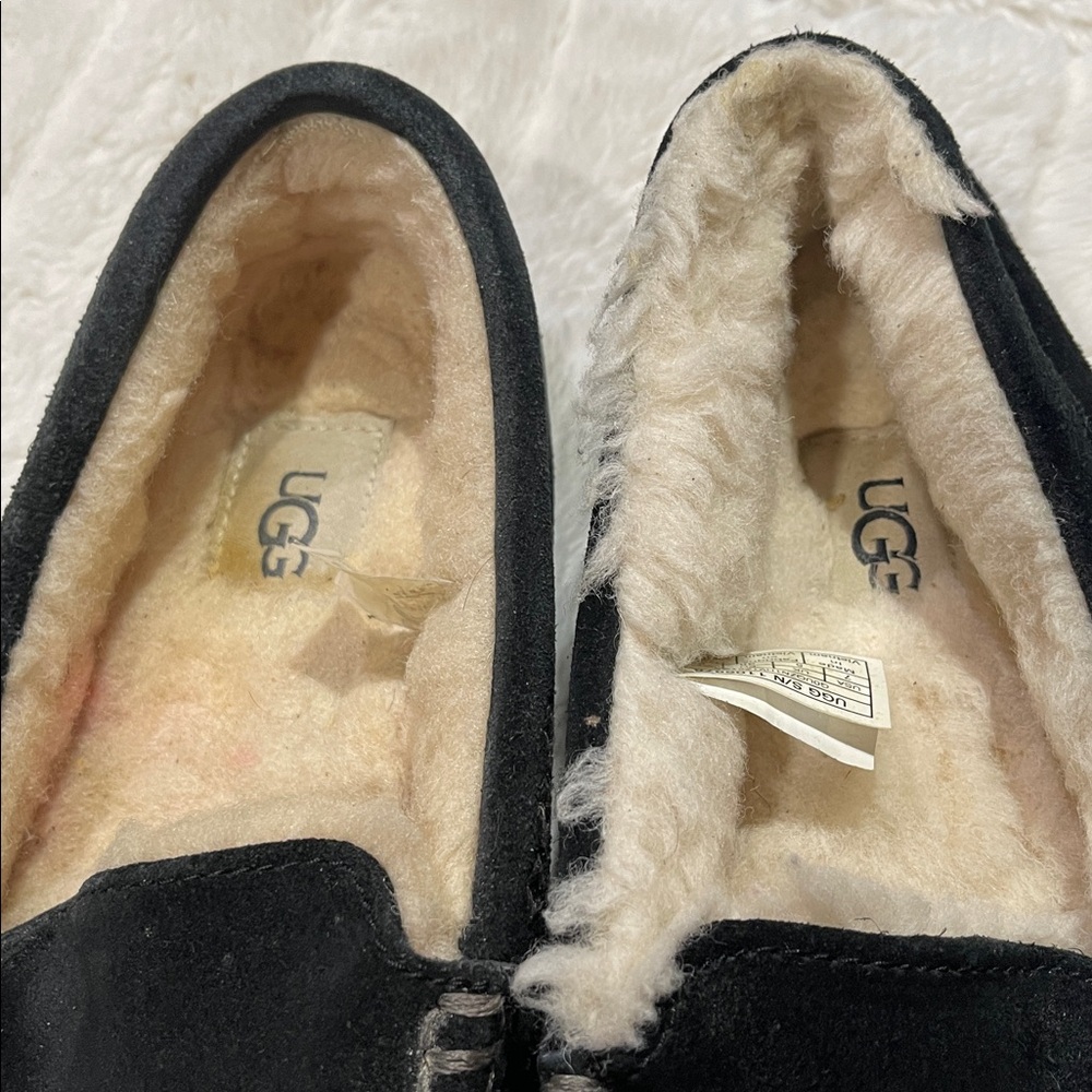 Ugg Ansley Slippers View 2